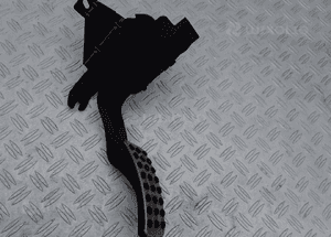 PEDAŁ GAZU MERCEDES W176 2463001904 RADOM