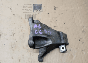Łapa podpora silnika Audi A6 C6 3.2 FSI 4F0199308N 2