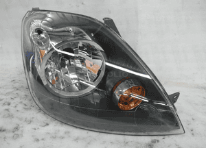 Ford fiesta MK6 lift nowa  oryginalna lampa przednia prawa 1