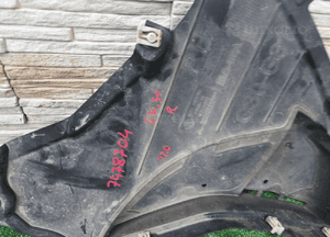 Nadkole prawe bmw 5 G30 G31 7478704 2