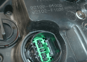 Kia sportage iv lampa prawa zwykła bez led oryginał 92102-F1000 igła 4