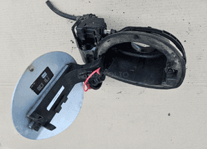Opel Astra J 4 IV klapka wlewu paliwa zamek 2