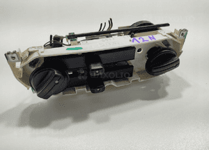 PANEL NAWIEWU NADMUCHU REGULACJI TEMPERATURY LAND ROVER DEFENDER 1999-2014 2