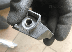 Uchwyt mocowanie przewodu intercoolera BMW E92 E93 7805403 2
