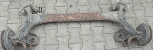 Audi A2 belka zawieszenia tył tylnego 1