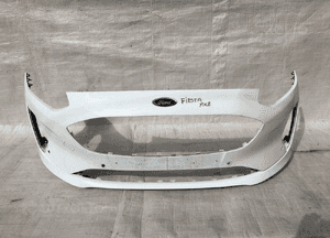 Ford fiesta MK8 zderzak przedni 1