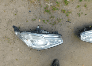peugeot 208 I lampa prawa UK WYSYŁKA 2