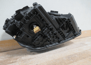 LAMPA PRZEDNIA PRZÓD LEWA PRAWA SKODA YETI LIFT XENON 2012-2017 12