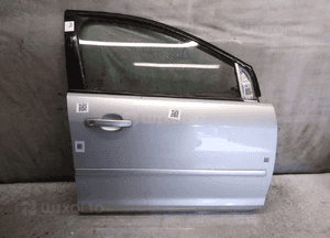 Drzwi przód przednie prawe ford focus MK.2 ii 03 srebrny 5D 5 drzwi hb 1