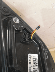 Lusterko lewe 3 pin hyundai I20 czerwony 4