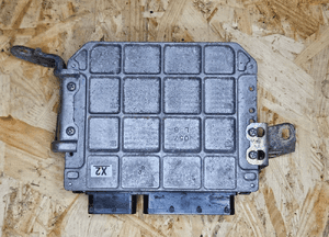 Toyota PRIUS III 11-15 sterownik komputer silnika 89661-47200 3