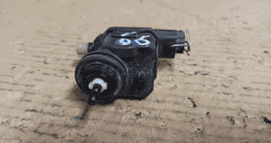 Silniczek regulacji lamp renault scenic ii nr 8200428994 3