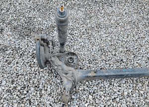 Toyota PRIUS III 09-15 belka tylna oś 3