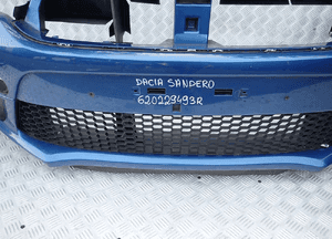 Zderzak przedni dacia sandero   620229493R 2