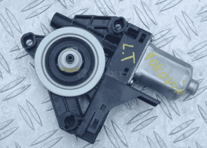 SILNICZEK SZYBY LEWY TYL VOLVO V60 10- RADOM