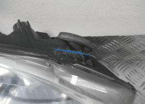 Lampa przednia przód prawa toyota corolla E12 hb lift 2004-2007 11