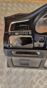 BMW F07 KOKPIT DESKA HEAD UP 7