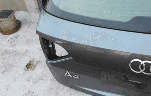 Tylna klapa audi A4 B8 avant LX7R 2012 10
