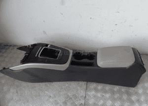 Audi A5 8T coupe tunel środkowy podłokik 1