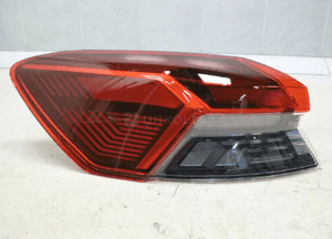 Audi Q4 e-tron lampa lewy tył tylna nowy oryginał 3