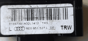 A4 B6 A6 C5 PRZYCISK KIEROWNICY 8E0951527L 2