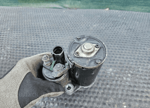 Rozrusznik 06E911023C 0001108405 1005831420 BOSCH 2.4 3.2 FSI Audi A4 B7 A6 C5 VW 9