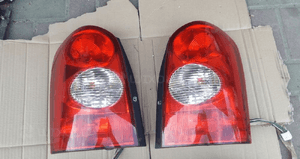 Mazda MPV 99-06 lampa tylna tył Prawa Lewa orginał 1