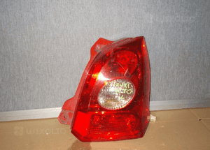 Suzuki alto lampa tył prawa 1