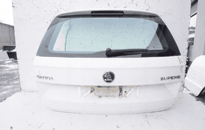 Klapa tył kombi skoda superb ii 2 lift LF9E