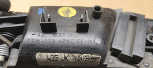 Klamka wewnętrzna prawy przód przednia prawa Audi A6 C5 4B0837020 4