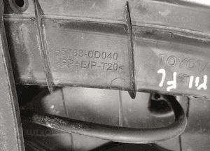 Podszybie górne plastik toyota yaris ii 2006-2012 europa 8