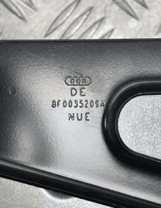 Audi A5 wzmacniacz bang olufsen 8F0035223C 10