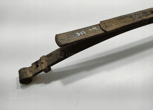 RESOR TYŁ TYLNY NISSAN NAVARA D22 PICK-UP 3 PIÓRA PIÓROWY 1997-2005 3