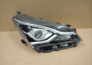 Lampa prawa prawy reflektor toyota yaris iii 3 led lift 17-20 1