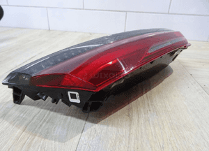 Lampa tylna bmw G14 G16 h7744577513 lewa w klapę 5