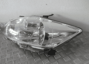 Lampa przednia przód lewa toyota auris i lift 2009-2012 5