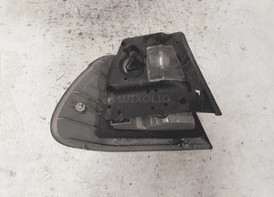 * LAMPA TYLNA PRAWA TYŁ PRAWO BMW E46 SEDAN LIFT 6