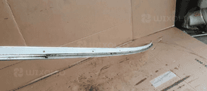 Listwa dachowa prawa chrom Audi A8 D3 4E0853704B 5