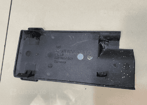 GOLF V A3 8P OSŁONA FOTELA PRAWA 1K0971981A 2