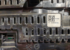 Mercedes W205 W253 LICZNIK ZEGARY A2059001718 5