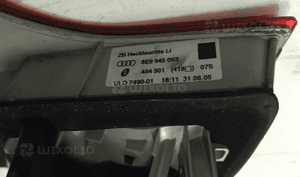 Audi A4 B7 kombi lampa tył tylna prawa lewa 8E9945093 8E9945094 5