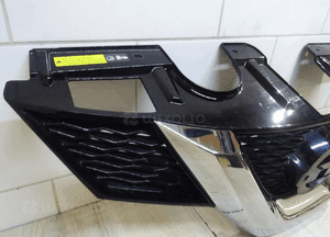 NISSAN X-TRAIL T32 grill atrapa  CHŁODNICY 623104CE0A 4