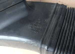 VW Passat B5 lift  przewód rura wlot powietrza do filtra 3