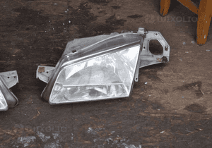 mazda 323F BJ lampa WYSYŁKA 1