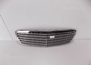 Mercedes W211 E Klasa ATRAPA / GRILL - 0830 4