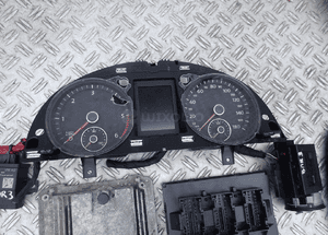 ZESTAW STARTOWY VW PASSAT CC 2,0 TDI RADOM 7
