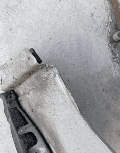 Mercedes CL 216 błotnik  srebrny 775  ślizg  prawy 11