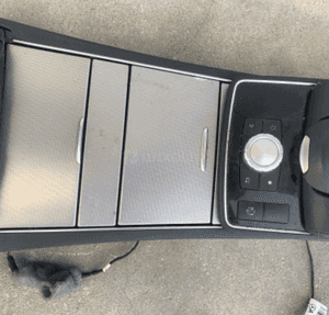 MERCEDES C 204 e 207 e 212 podłokietnik schowek przedni LIFT usb 3