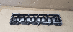 Wałek rozrządu pokrywa Land Rover Freelander 2.0 D 4