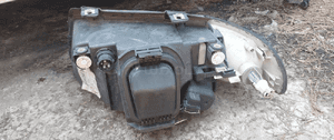 Przod przednia lampa prawa audi A4 B5 3